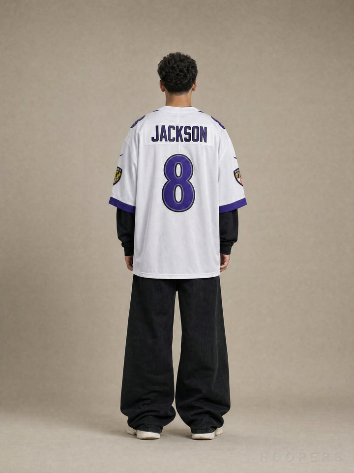 חולצת NFL רייבנס לאמאר ג'קסון - גב עם השם JACKSON ומספר 8
