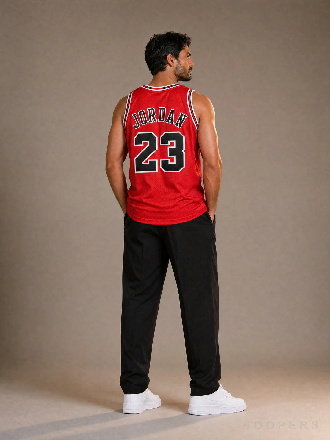 גופיית רטרו שיקגו בולס ג'ורדן 23 HOOPERS - מבט אחורי JORDAN