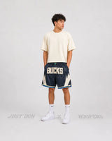 מכנסי NBA – Milwaukee Bucks (מילווקי באקס) שחור קרם