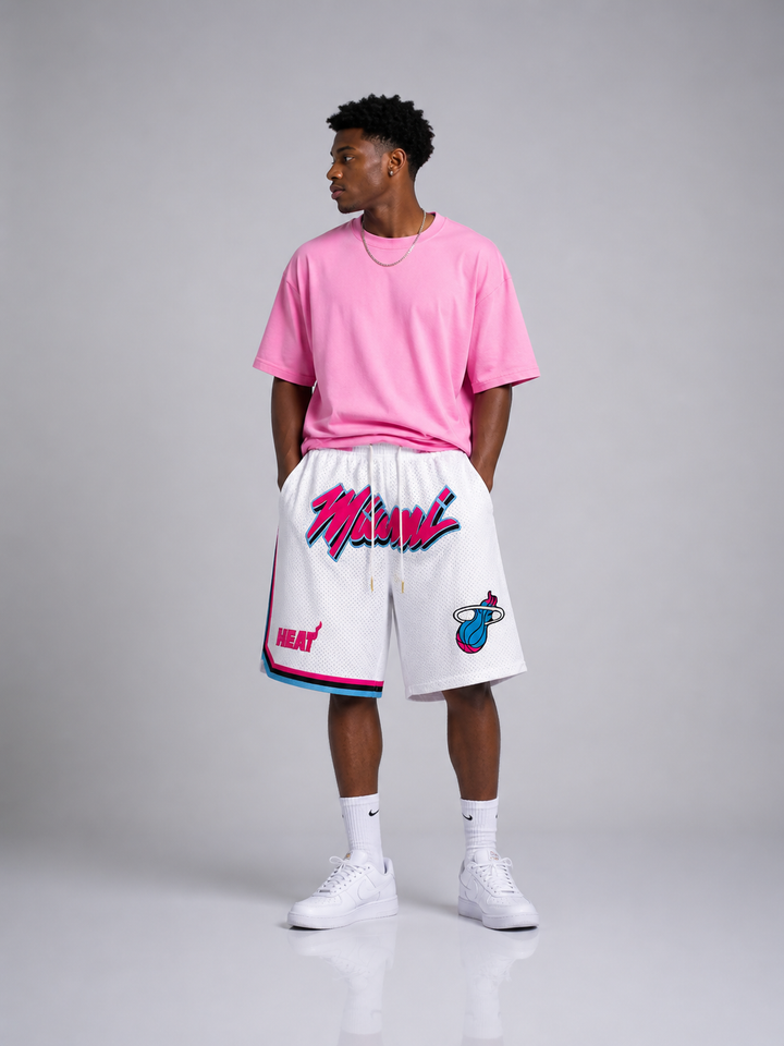 מכנסי NBA – Miami Heat (מיאמי היט) לבן ורוד תכלת | HOOPERS