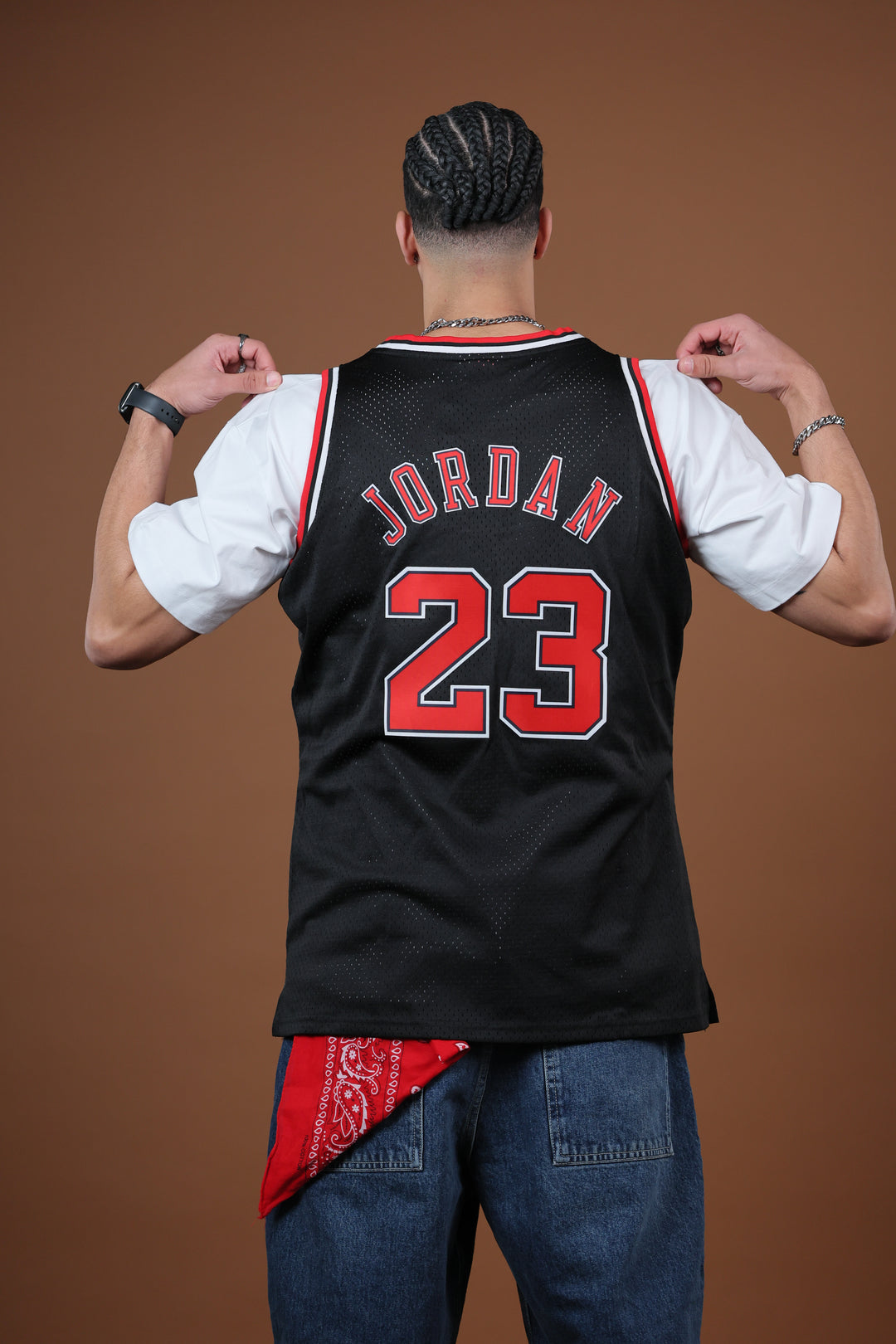 גופיית NBA מייקל ג'ורדן שיקגו בולס – רטרו שחור  1997/98 | HOOPERS