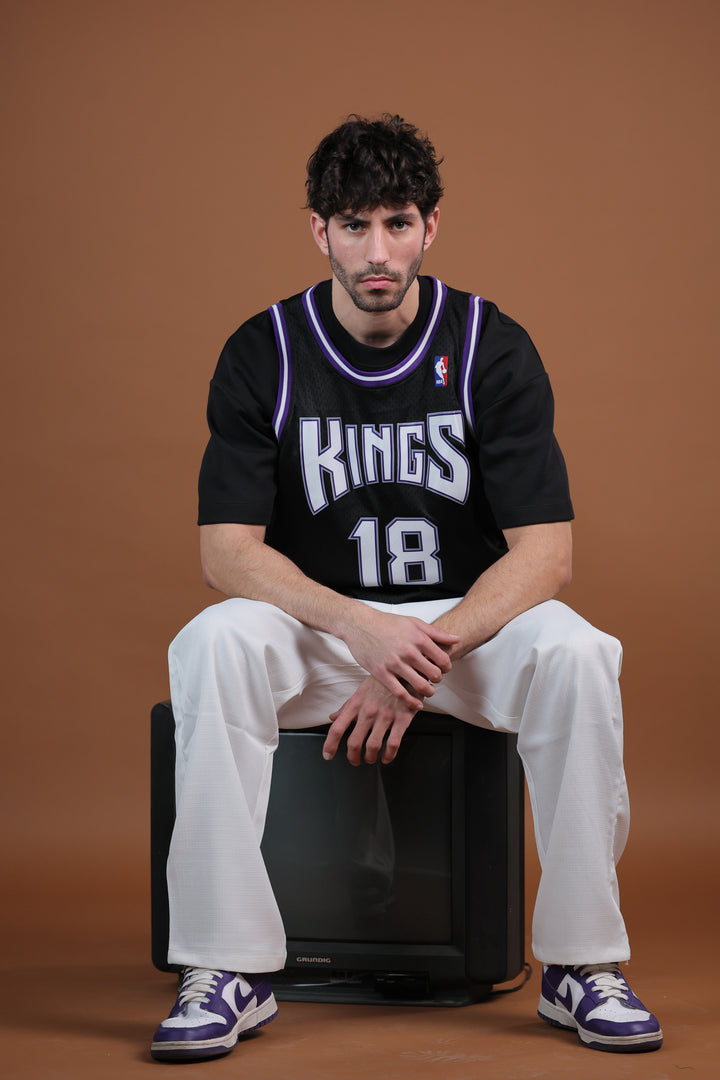 גופיית NBA עומרי כספי סקרמנטו קינגס – רטרו שחור  | HOOPERS