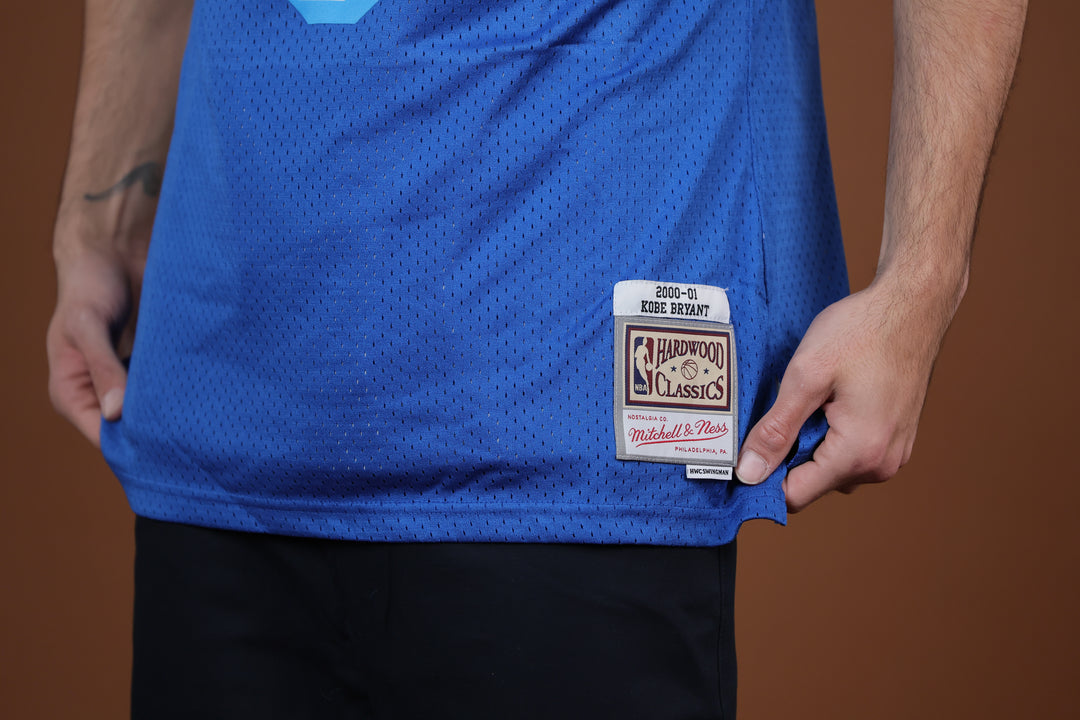 גופיית NBA קובי בראיינט לוס אנג’לס לייקרס – כחול מהדורת רטרו 2000/01 | HOOPERS