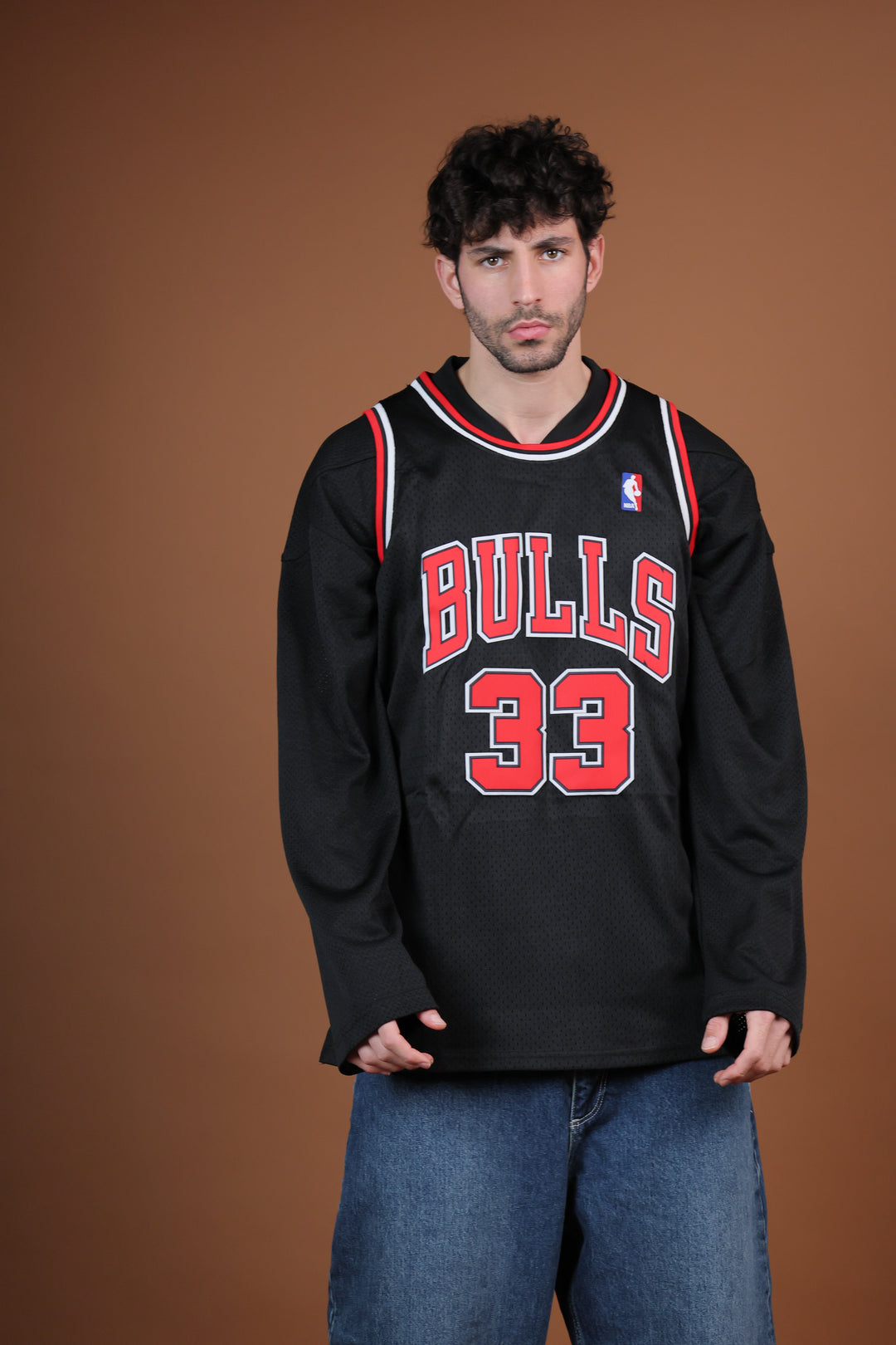 גופיית NBA סקוטי פיפן שיקגו בולס – שחור רטרו 1997/98 | HOOPERS