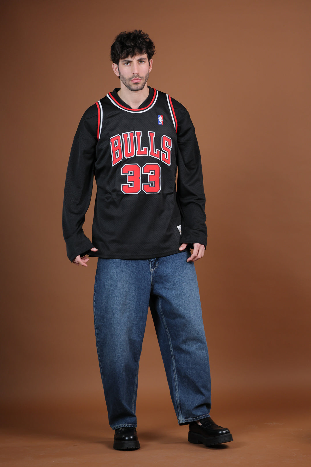 גופיית NBA סקוטי פיפן שיקגו בולס – שחור רטרו 1997/98 | HOOPERS