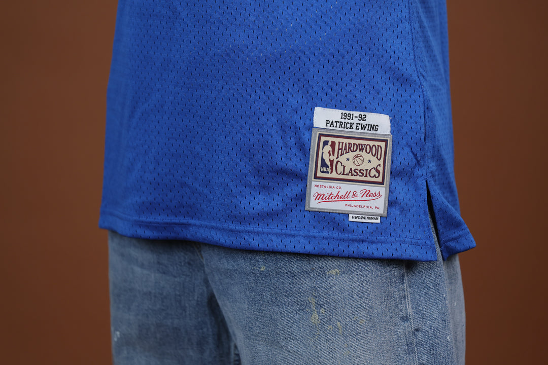 גופיית NBA פטריק יואינג ניו יורק ניקס – רטרו כחול 1991/92 | HOOPERS