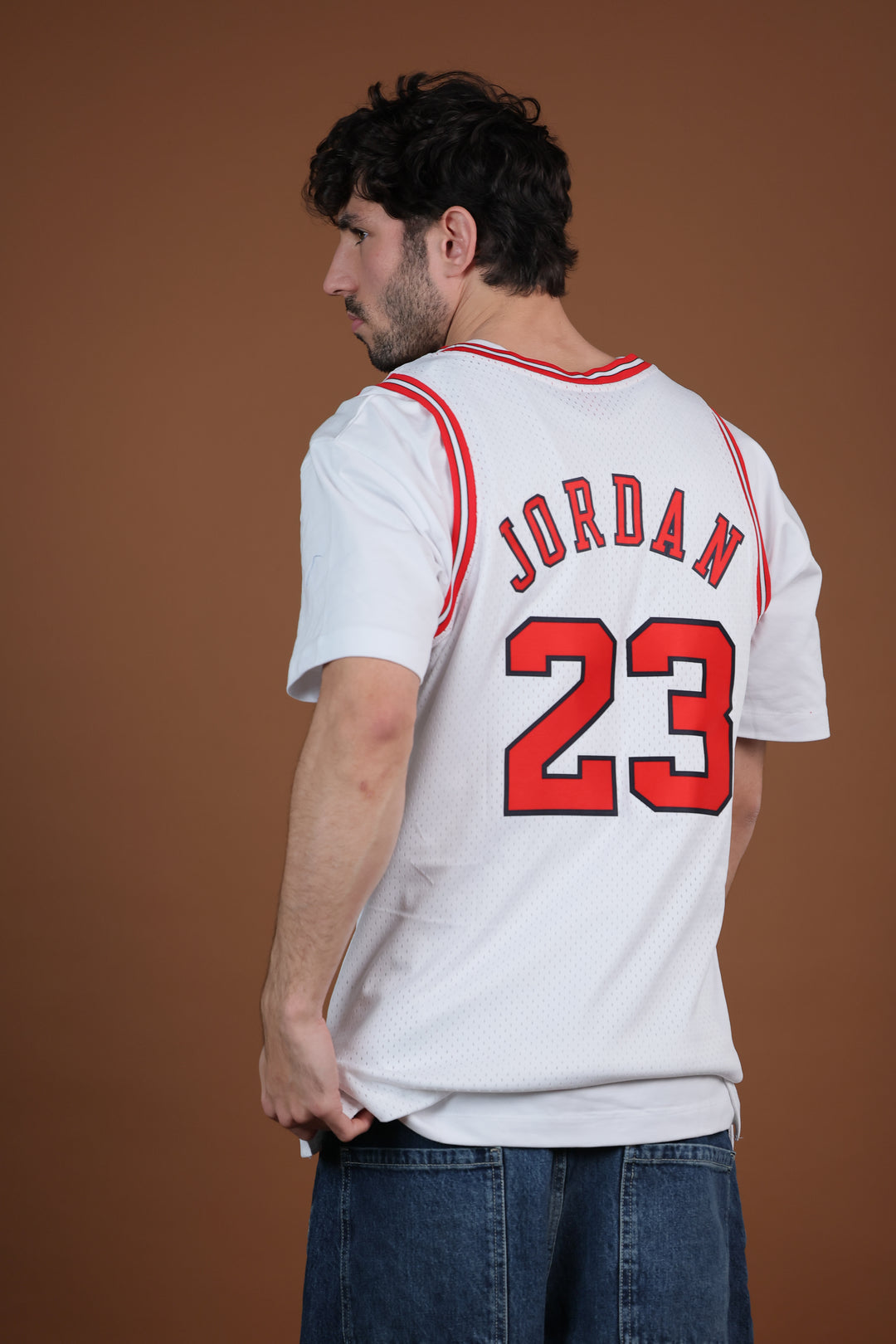 גופיית NBA מייקל ג׳ורדן שיקגו בולס – לבן מהדורת רטרו 1997/98 | HOOPERS