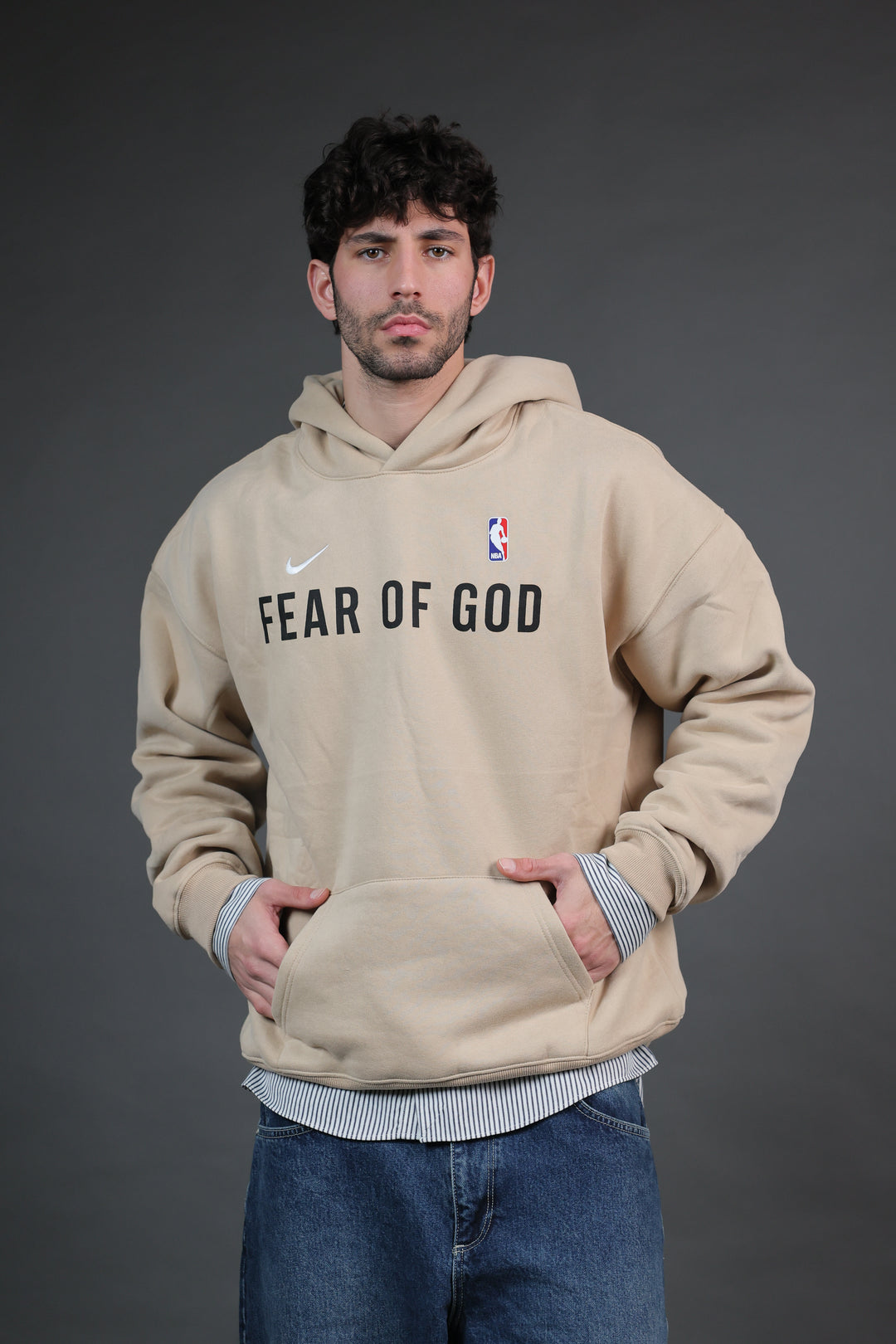 קפוצ'ון FEAR OF GOD – גוון בז’ פרימיום | HOOPERS