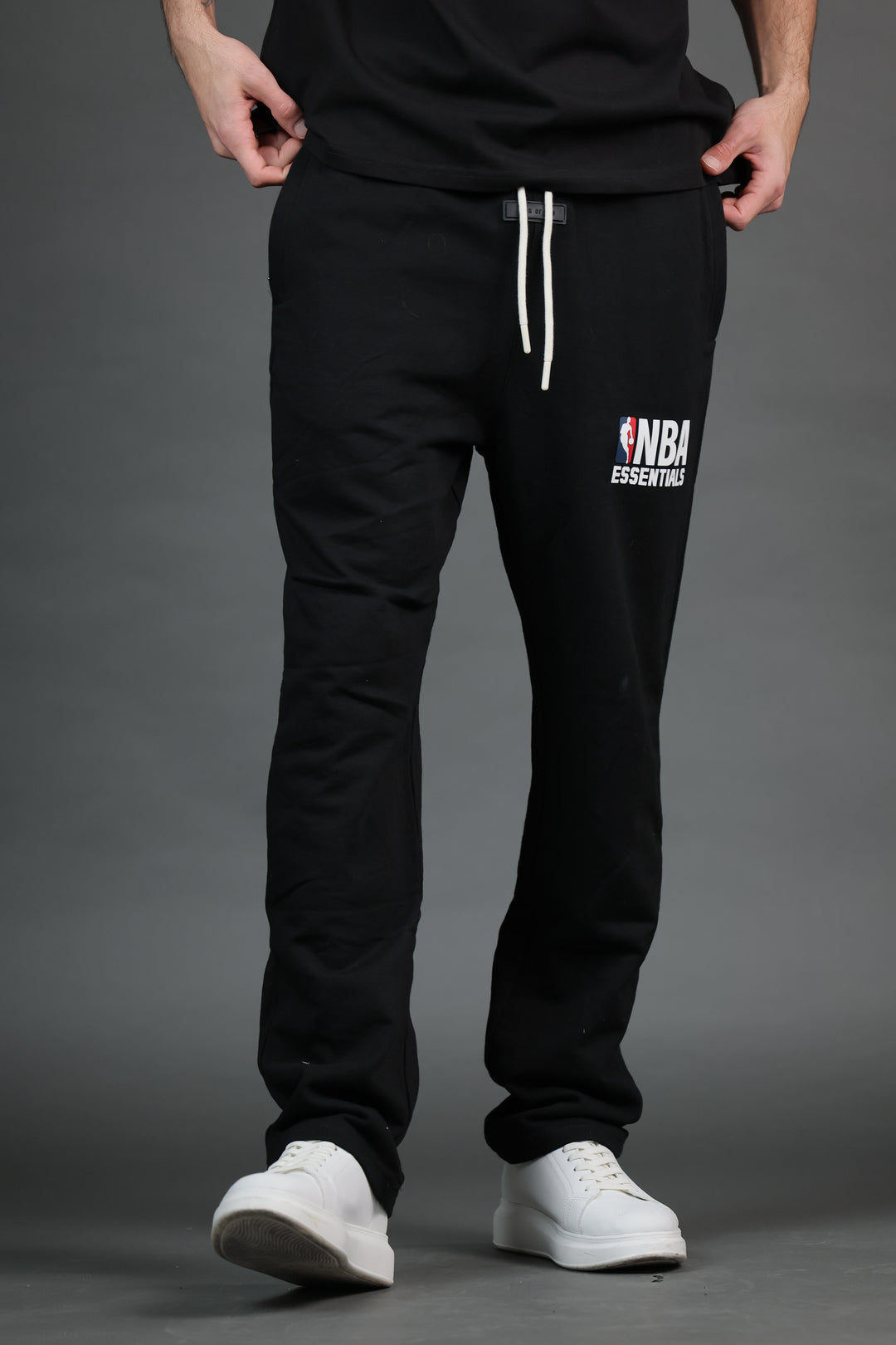 מכנס טרנינג NBA Essentials – שחור קלאסי Edition | HOOPERS
