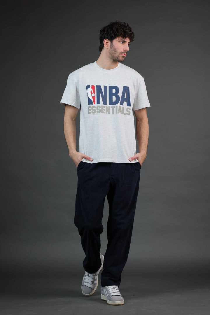 חולצת NBA Essentials – אפור 2025 | HOOPERS