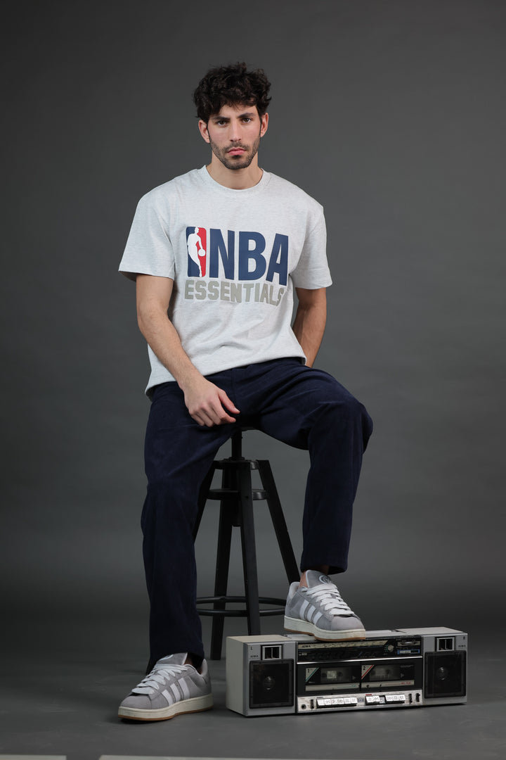 חולצת NBA Essentials – אפור 2025 | HOOPERS