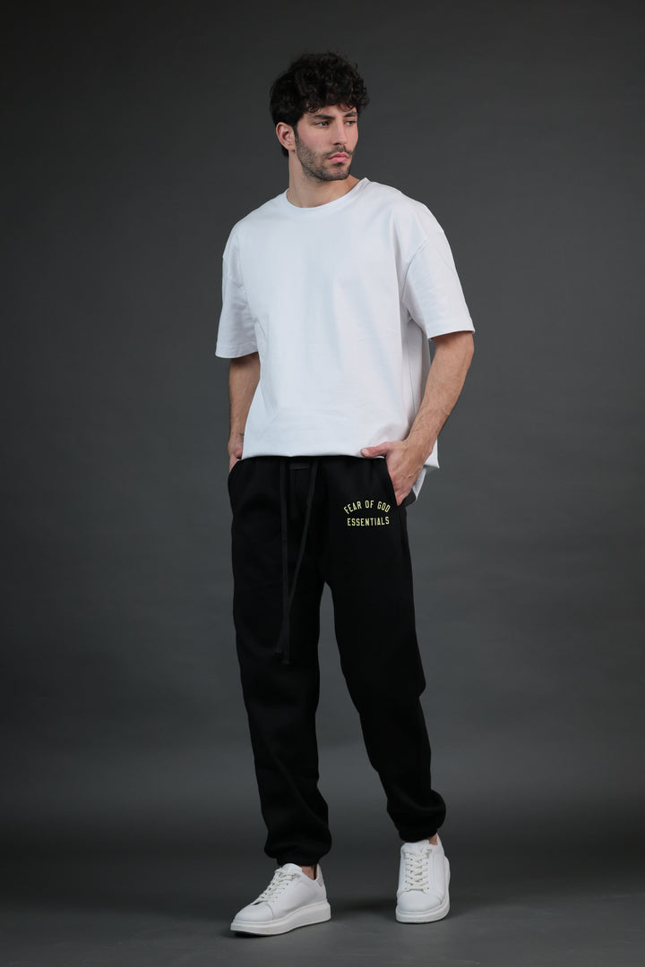 מכנסי FEAR OF GOD ESSENTIALS שחור | HOOPERS