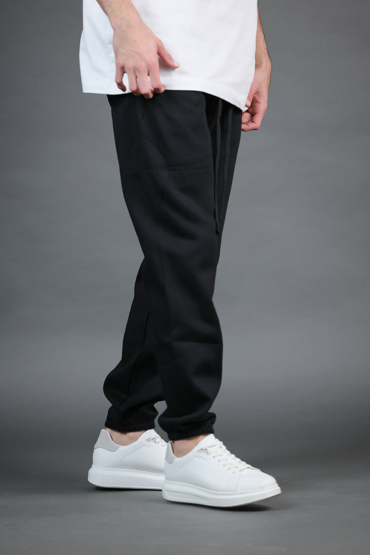 מכנסי FEAR OF GOD ESSENTIALS שחור | HOOPERS