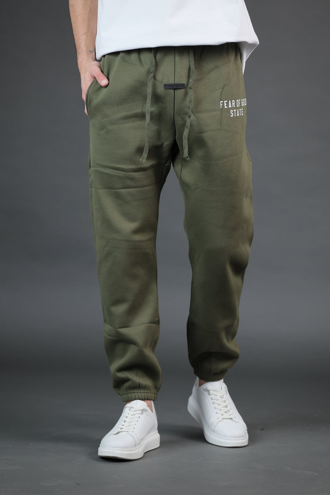 מכנסי FEAR OF GOD STATE ירוק זית | HOOPERS