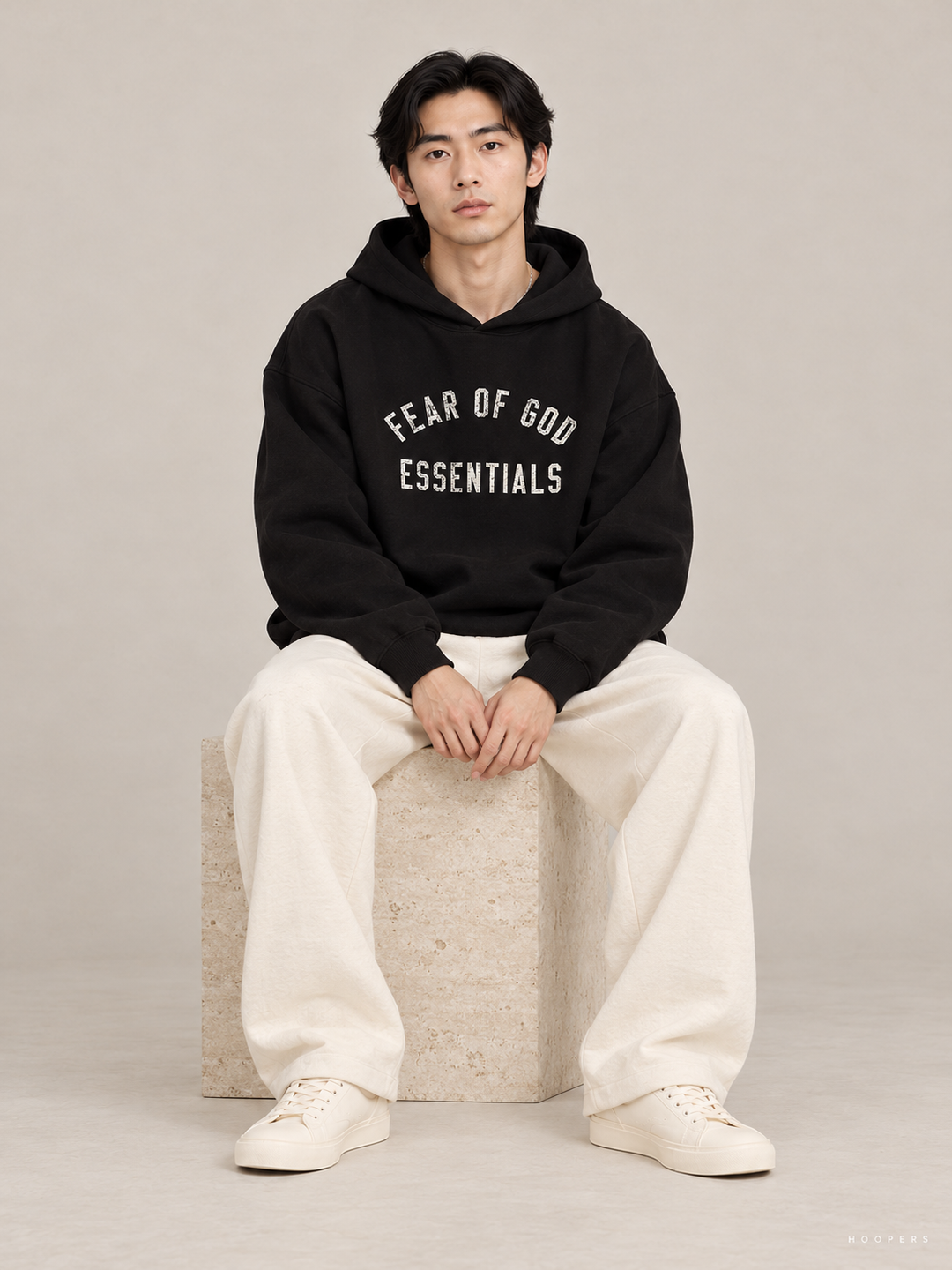קפוצ'ון Fear of God Essentials – Arch שחור – סטודיו