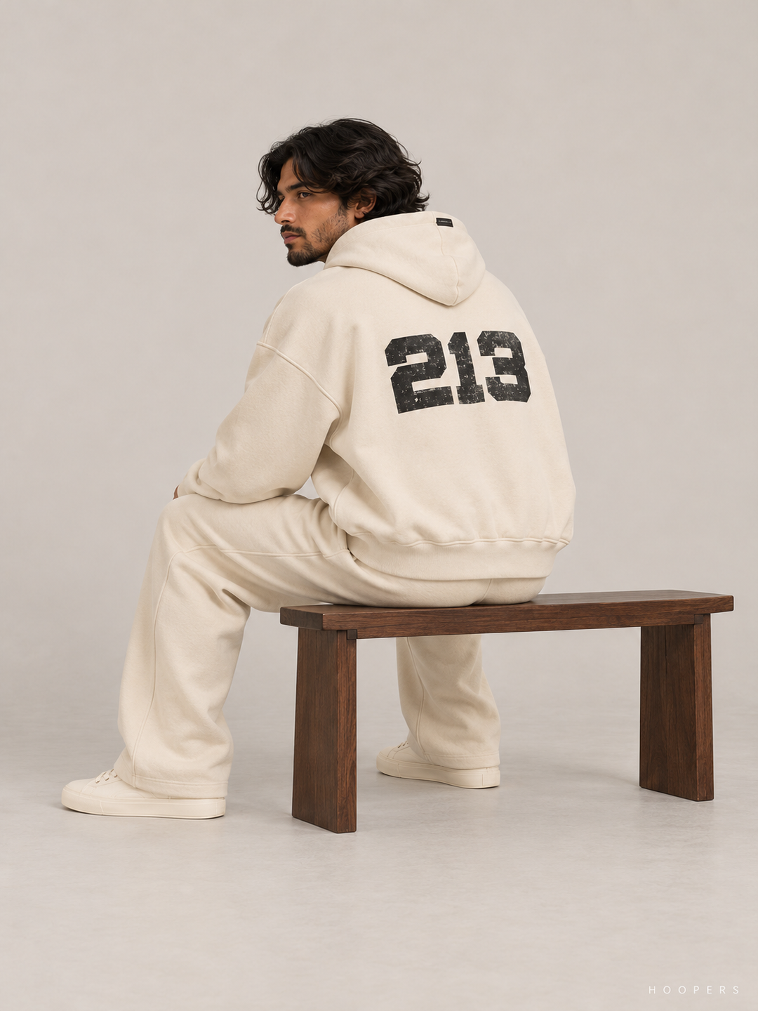 קפוצ'ון Fear of God Essentials – LA Chapter 213 שמנת – סטודיו