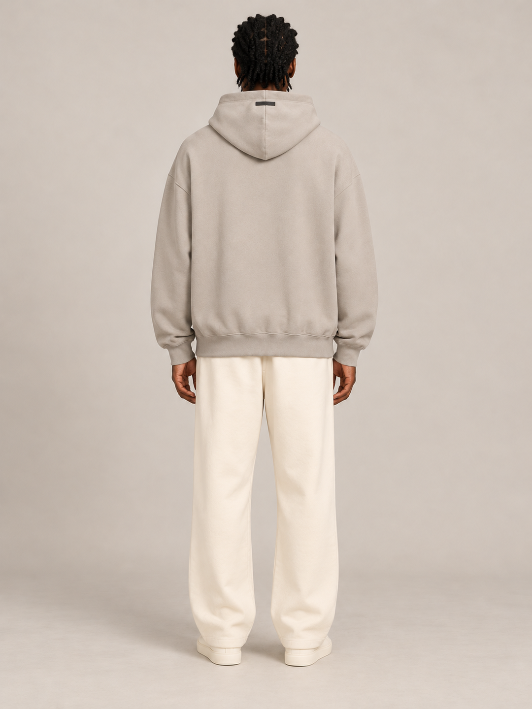 קפוצ'ון Fear of God Essentials – 2026 אפור-בז' – גב