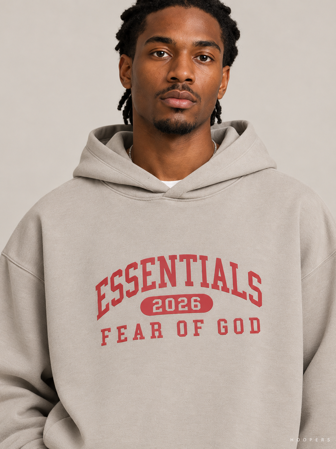 קפוצ'ון Fear of God Essentials – 2026 אפור-בז' – תקריב