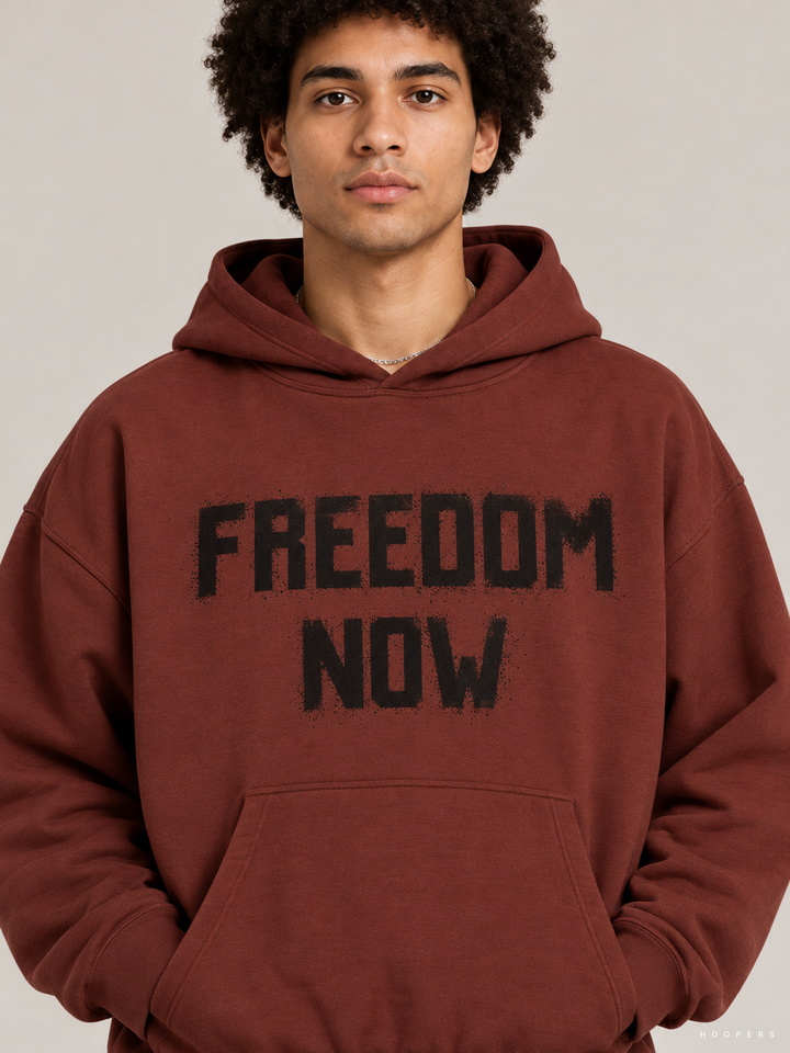 קפוצ'ון Fear of God Essentials – Freedom Now חום חלודה – תקריב