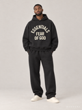 קפוצ'ון Fear of God Essentials – Arch Logo שחור דהוי | HOOPERS
