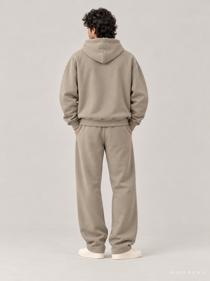 קפוצ'ון Fear of God Essentials – Arch Logo חאקי – גב