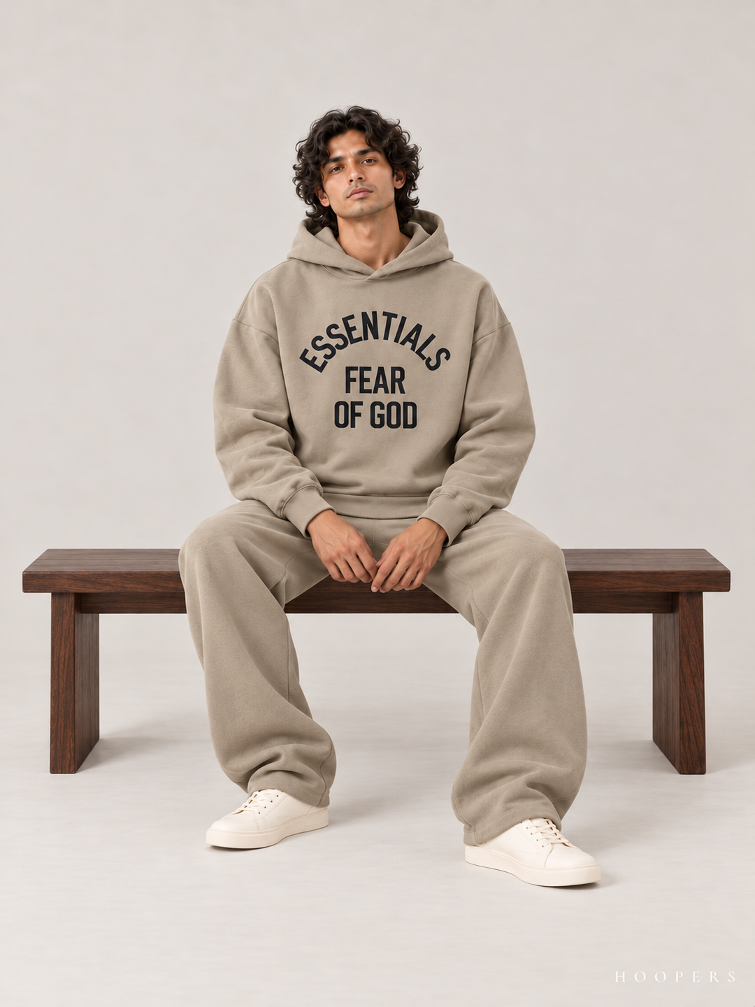 קפוצ'ון Fear of God Essentials – Arch Logo חאקי – סטודיו