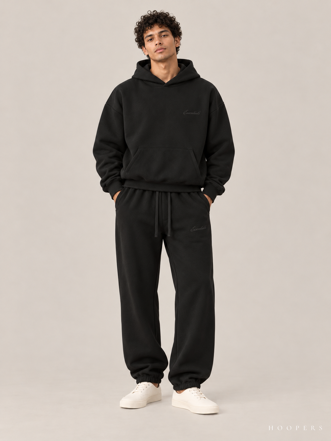 קפוצ'ון Fear of God Essentials – Script שחור – חזית