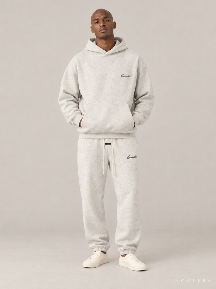 קפוצ'ון Fear of God Essentials – Script שמנת מלאנז' – חזית