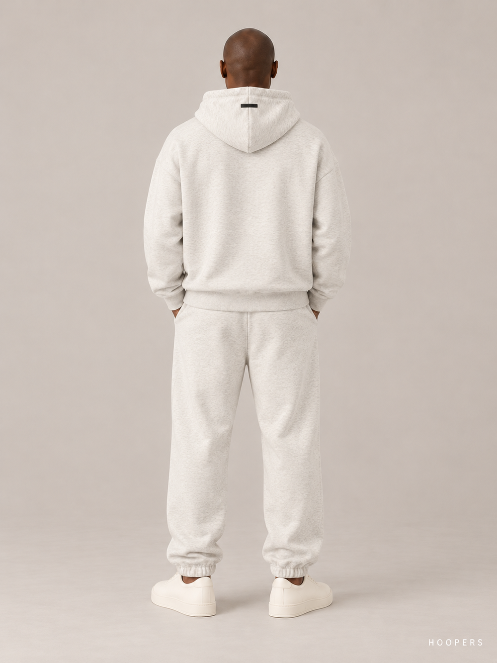 קפוצ'ון Fear of God Essentials – Script שמנת מלאנז' – גב