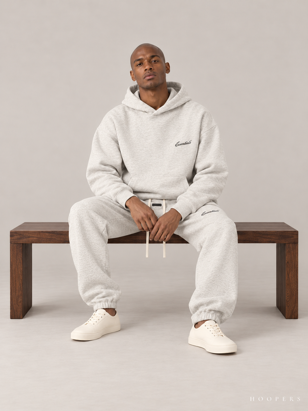 קפוצ'ון Fear of God Essentials – Script שמנת מלאנז' | HOOPERS