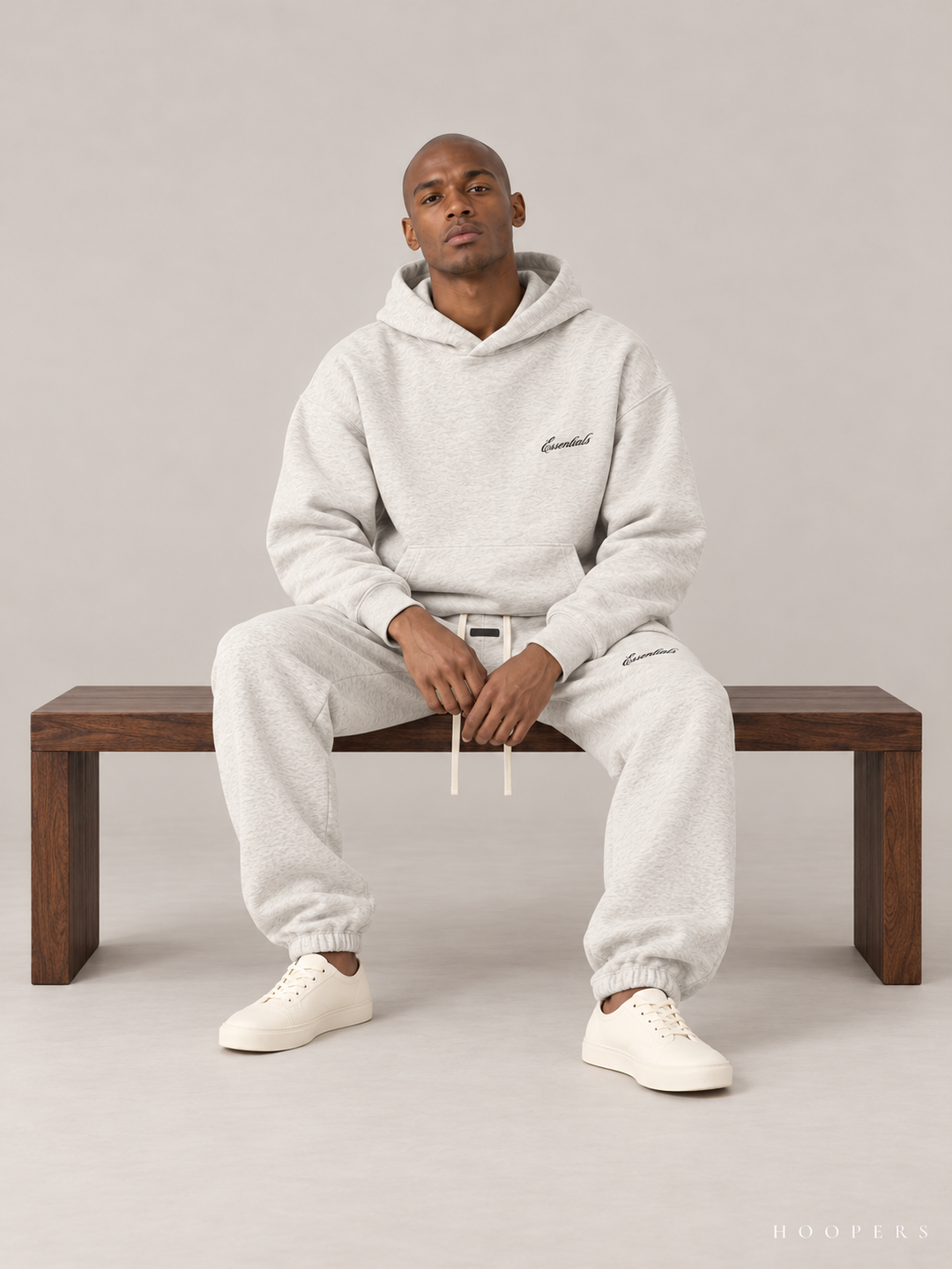 קפוצ'ון Fear of God Essentials – Script שמנת מלאנז' – סטודיו