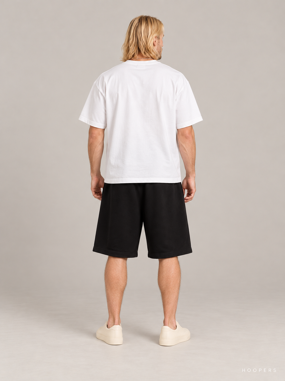 מכנס קצר Fear of God Essentials – 26 שחור – גב
