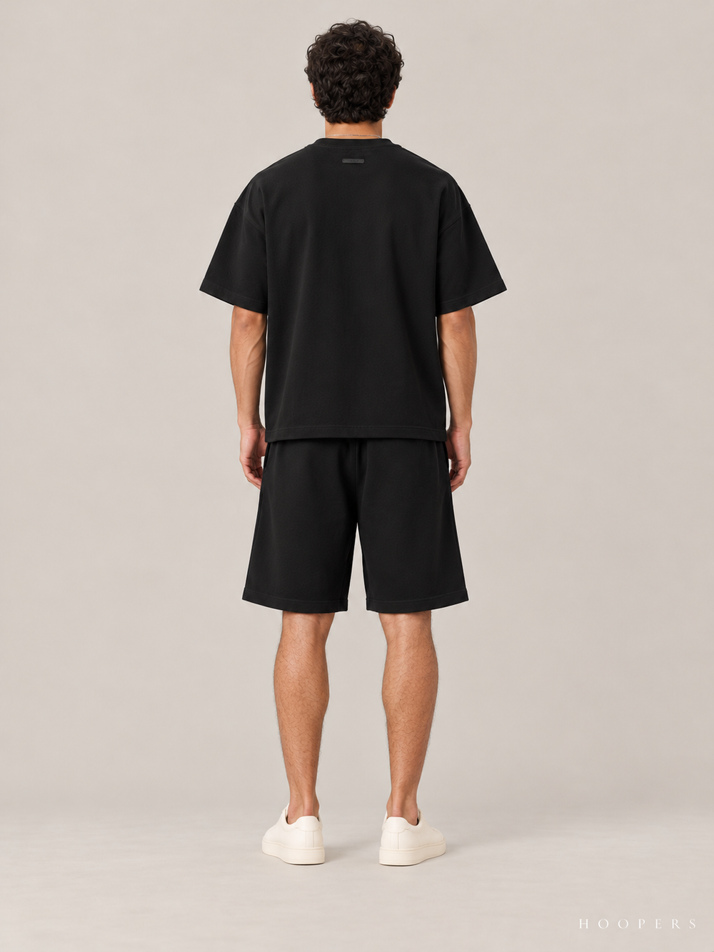 חולצת Fear of God Essentials – Script שחור – גב