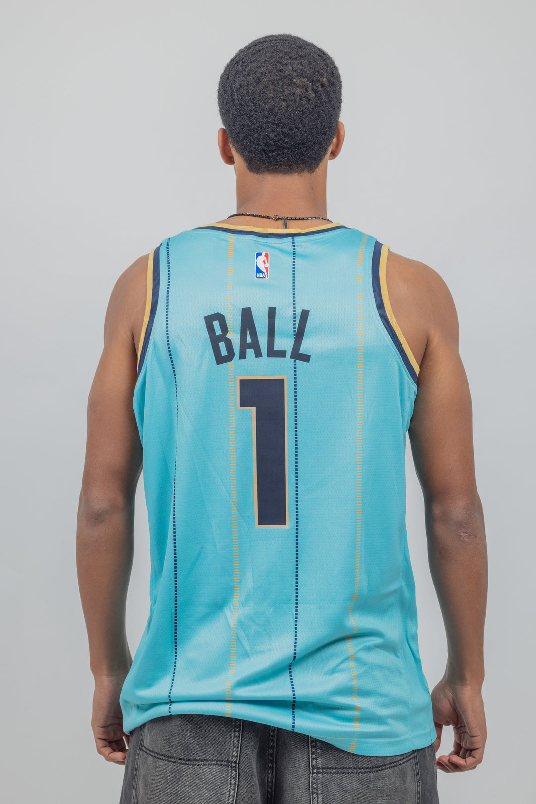 גופיית משחק טורקיז לאמלו בול City edition 24/25