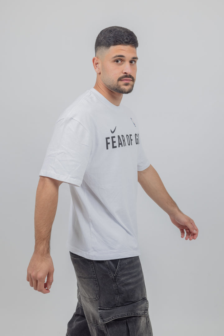 חולצה לבנה FOG