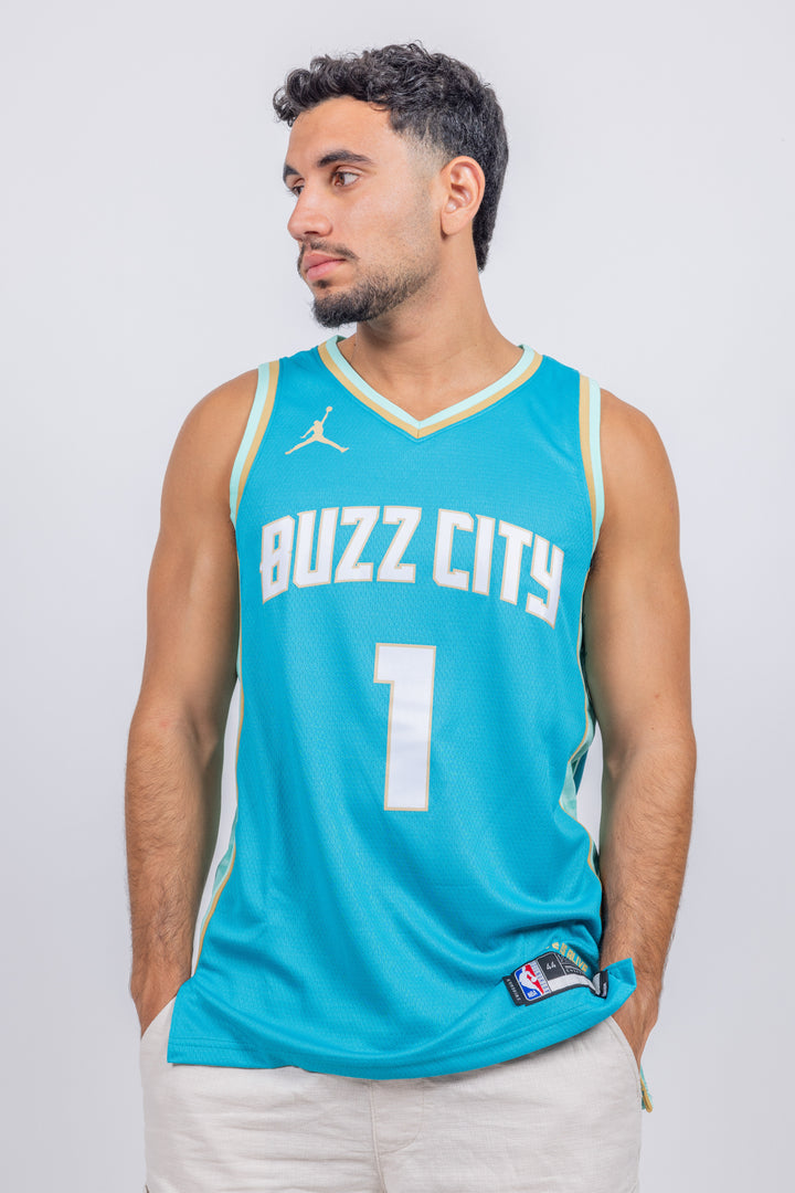 City edition גופיית משחק לאמלו בול