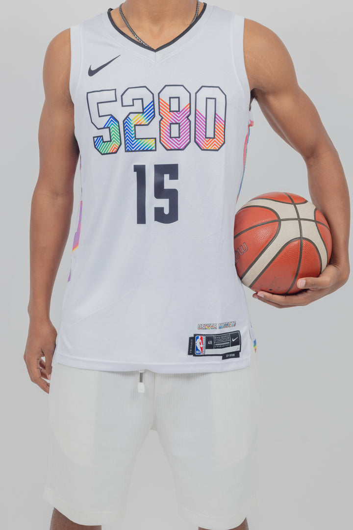 גופיית משחק לבנה ניקולה יוקיץ' City edition 24/25