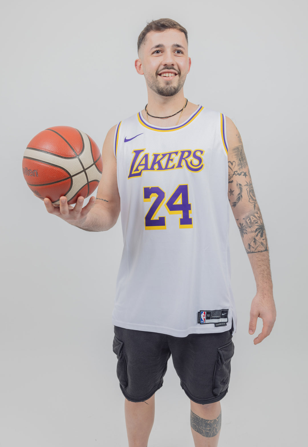 גופיית משחק לבנה קובי בראיינט