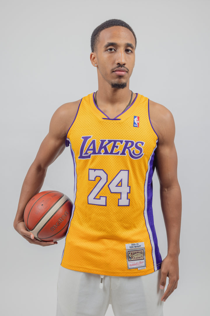 גופיית רטרו קובי בראיינט 2008-09