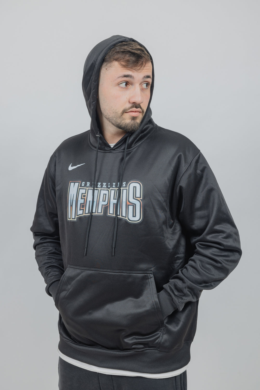 קפוצ'ון שחור ממפיס גריזליס City edition