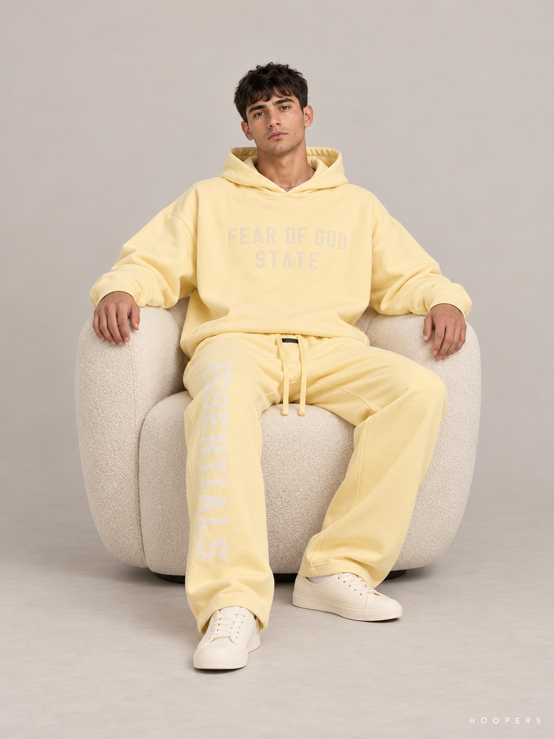מכנס טרנינג Fear of God Essentials – Leg Logo צהוב חמאה – סטודיו