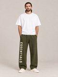 מכנס טרנינג Fear of God Essentials – Leg Logo ירוק זית | HOOPERS