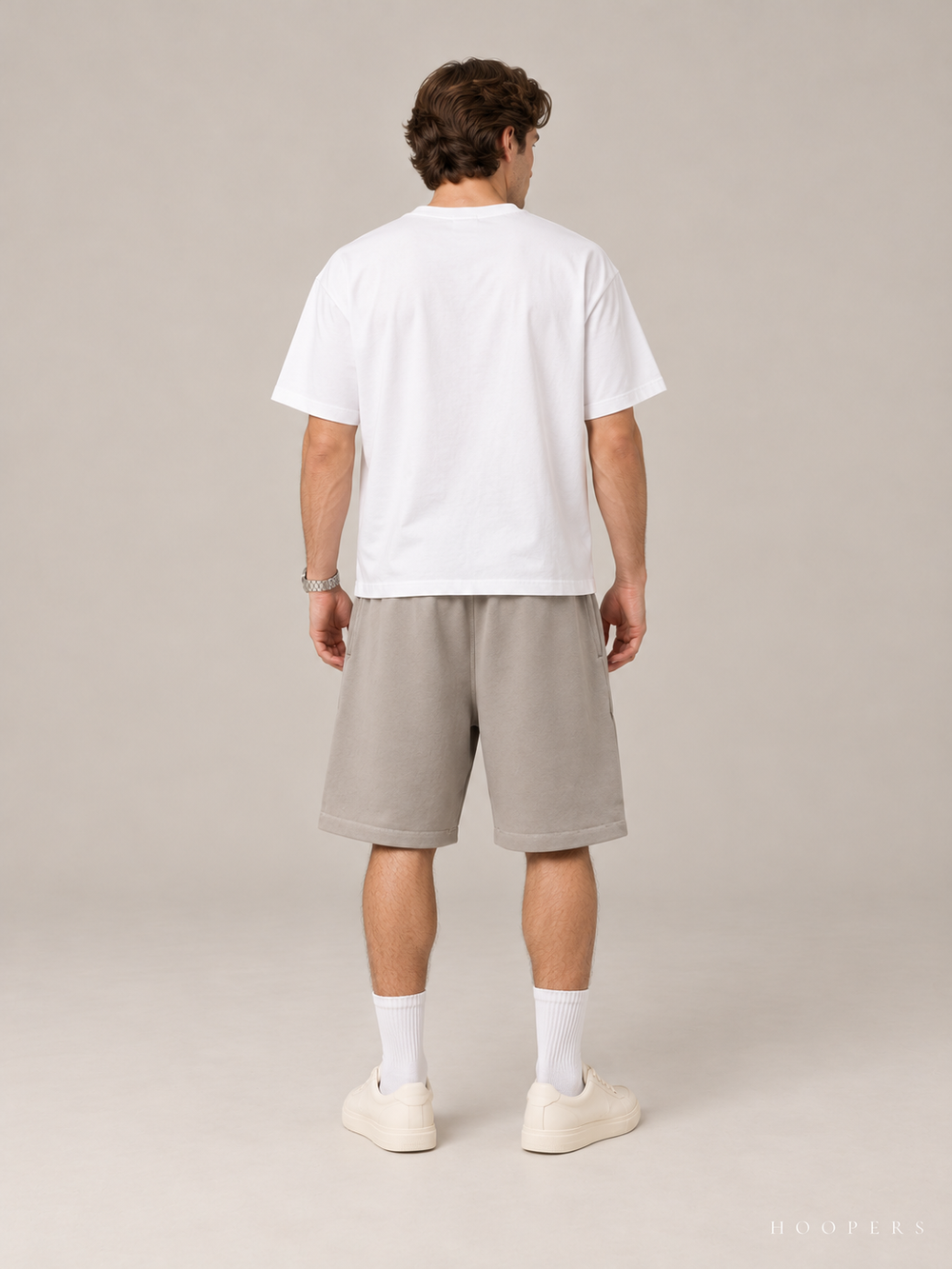 מכנס קצר Fear of God Essentials – Script אפור חם – גב