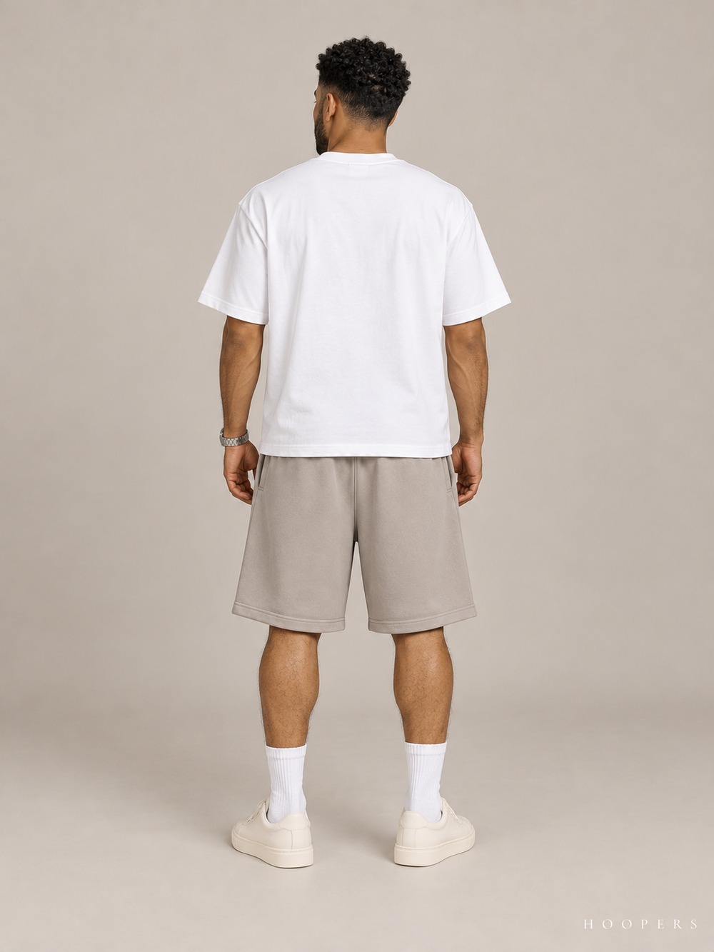 מכנס קצר Fear of God Essentials – Big Script אפור חם – גב
