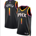 גופיית NBA דווין בוקר פיניקס סאנס – שחור | HOOPERS