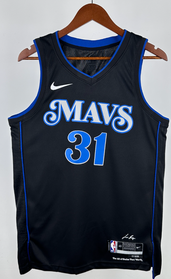 גופיית  משחק שחורה קליי תומפסון