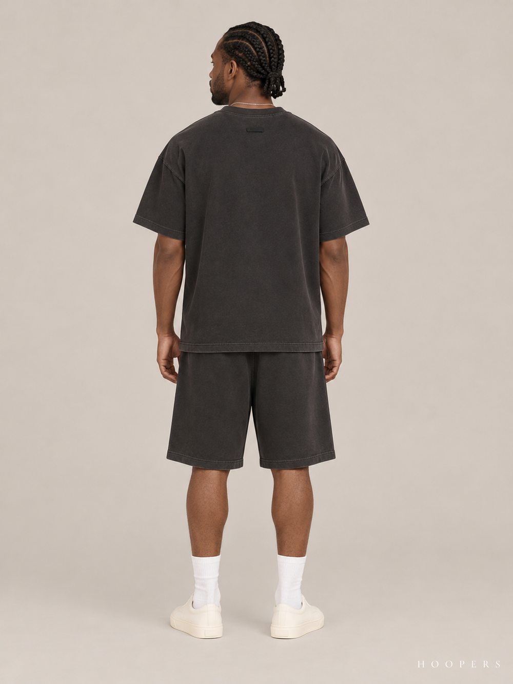חולצת Fear of God Essentials – Big Script שחור דהוי – גב