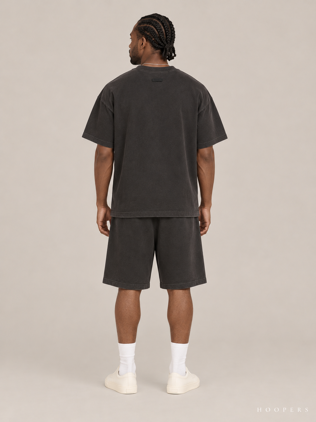 חולצת Fear of God Essentials – Big Script שחור דהוי – גב