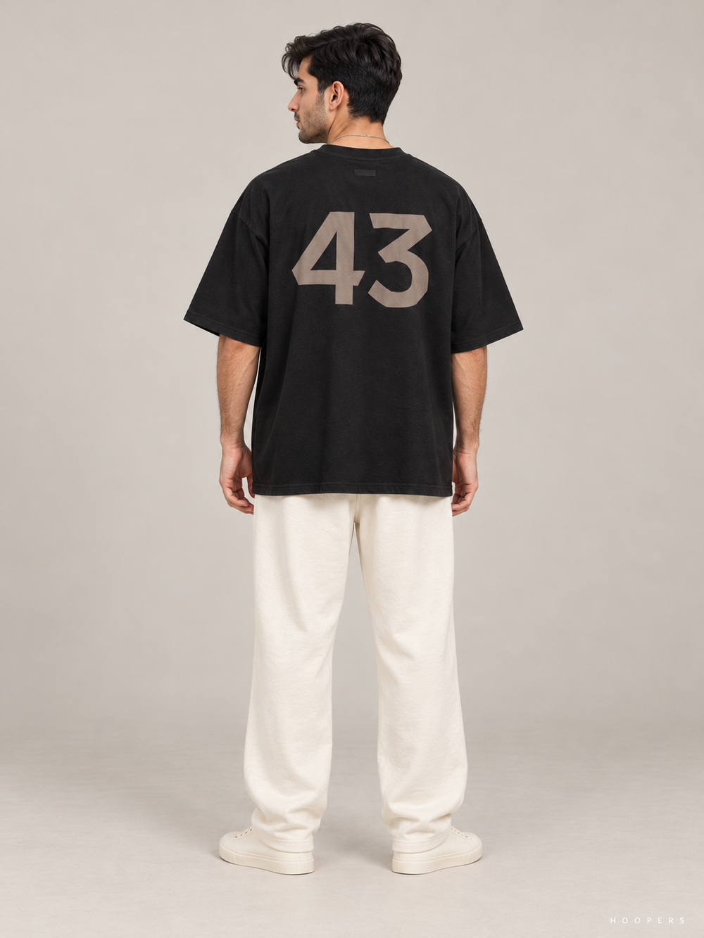 חולצת Fear of God Essentials – FG 43 שחור – גב