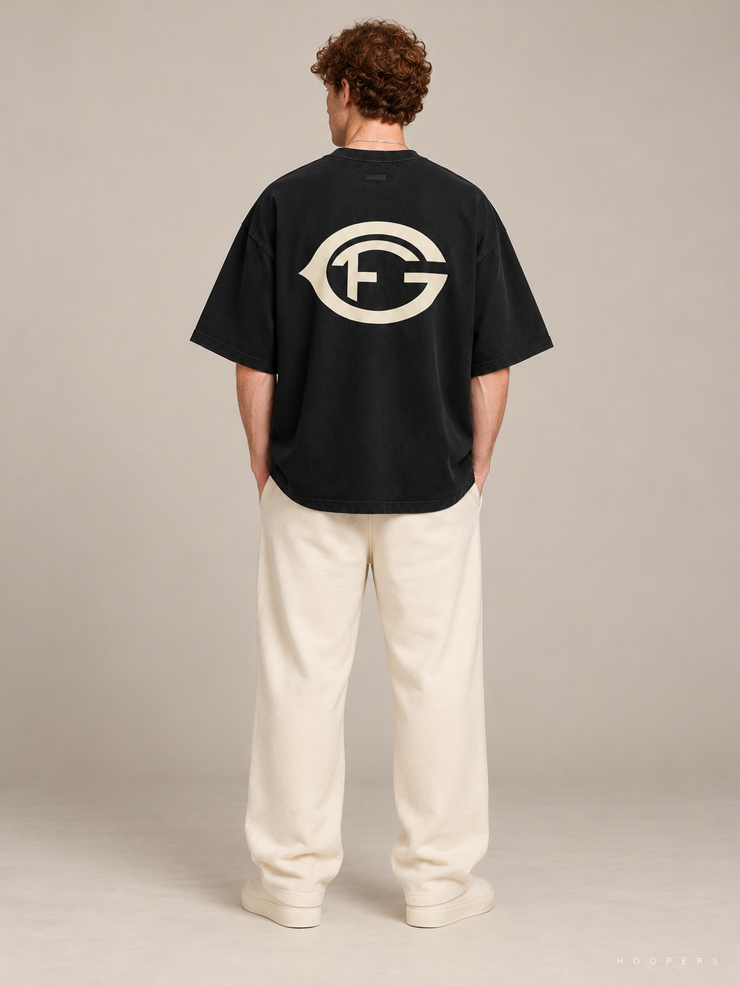 חולצת Fear of God Essentials – 26 FG שחור מכובס – גב